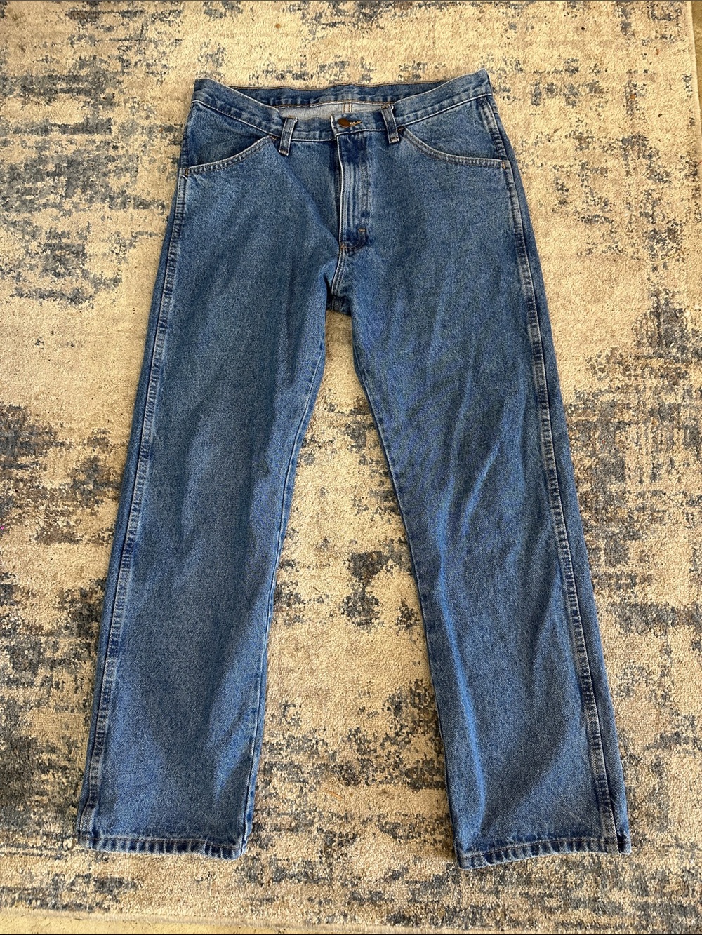Rustler Men's Medium Blue Relaxed Straight Jeans
